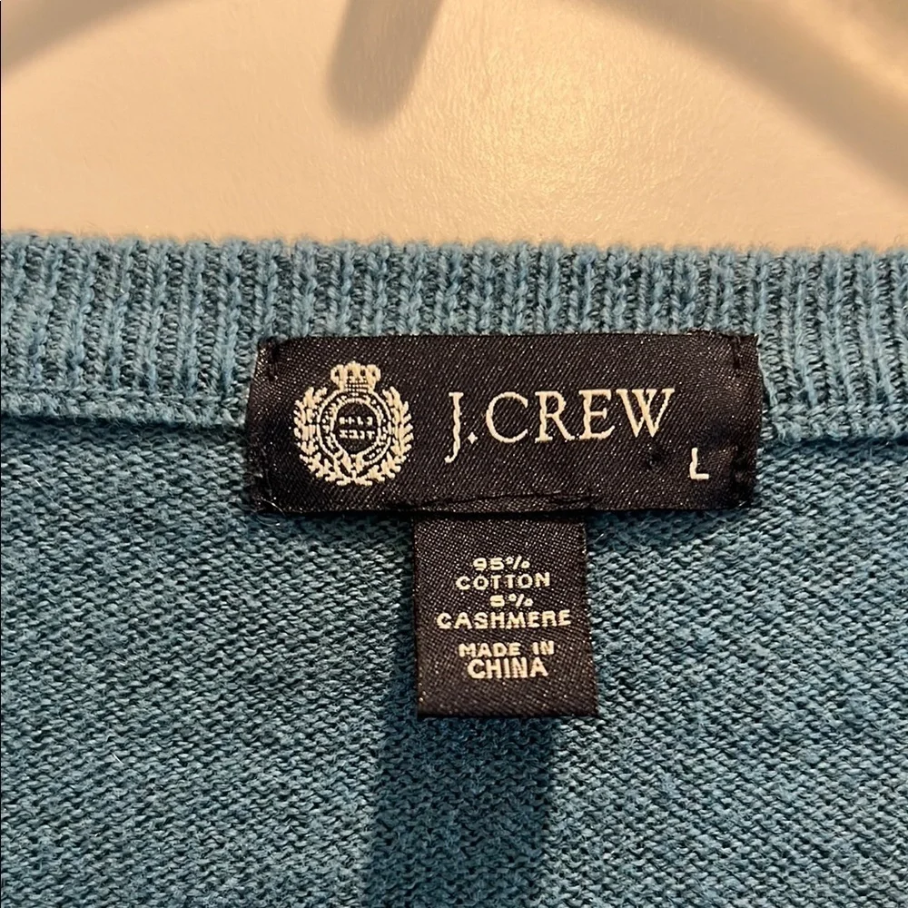 J. Crew Men's Blue V-Neck Sweater size large